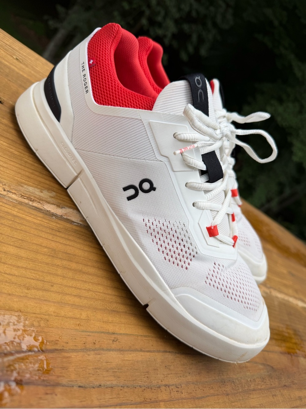 On Running White and Red Men’s Athletic Sneakers
